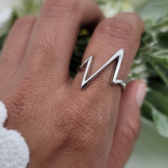 ❤️ HEARTBEAT RING - Picture 6 of 9